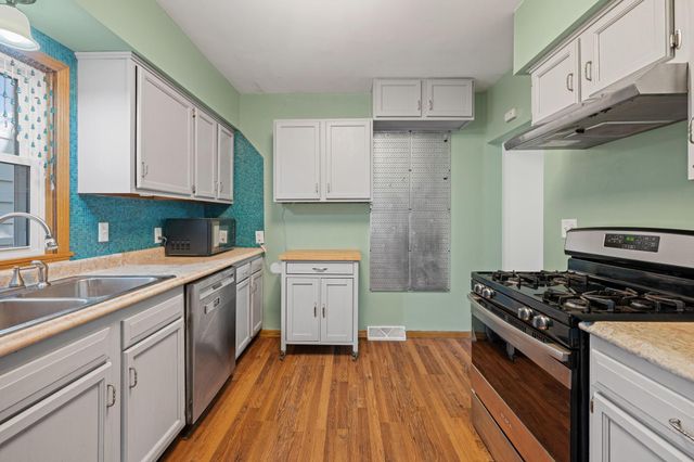 1331 4th Street E, Saint Paul, MN 55106