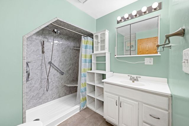 1331 4th Street E, Saint Paul, MN 55106