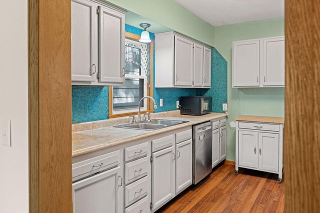 1331 4th Street E, Saint Paul, MN 55106