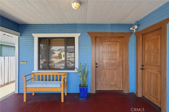 1037 N Almond Court, Long Beach, CA 90813