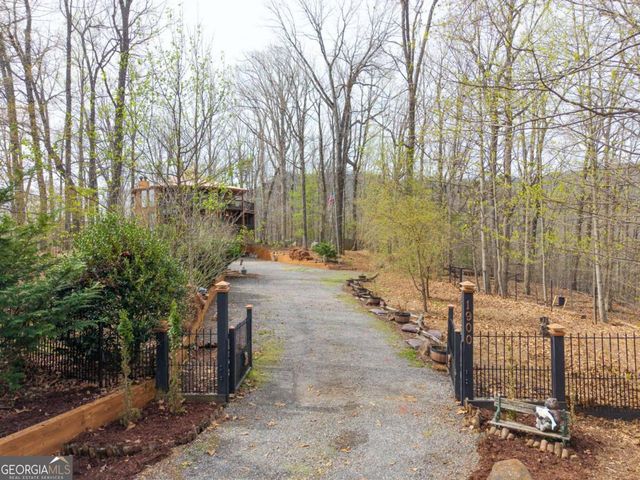 1900 Long Ridge Road, Hiawassee, GA 30546