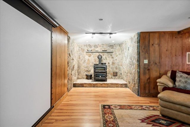 154 Manley Hill Road, West Fairlee, VT 05045