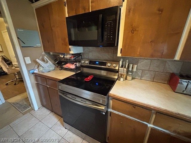 2428 Old Macedonia Road, Alma, AR 72921