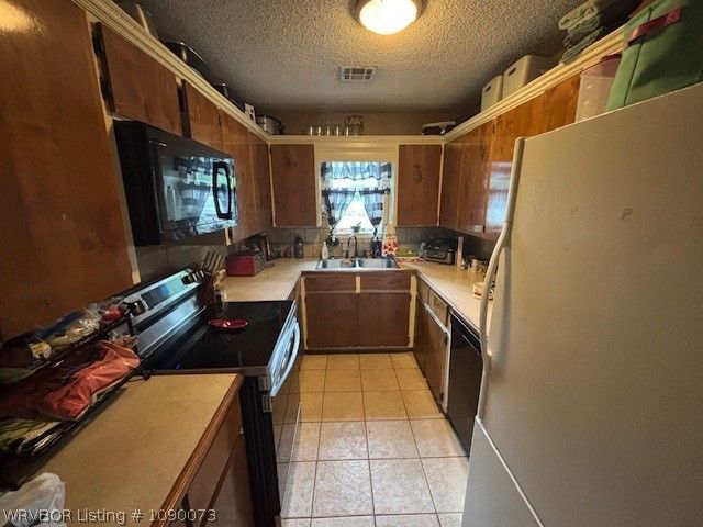2428 Old Macedonia Road, Alma, AR 72921