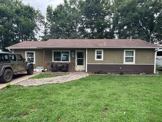 2428 Old Macedonia Road, Alma, AR 72921