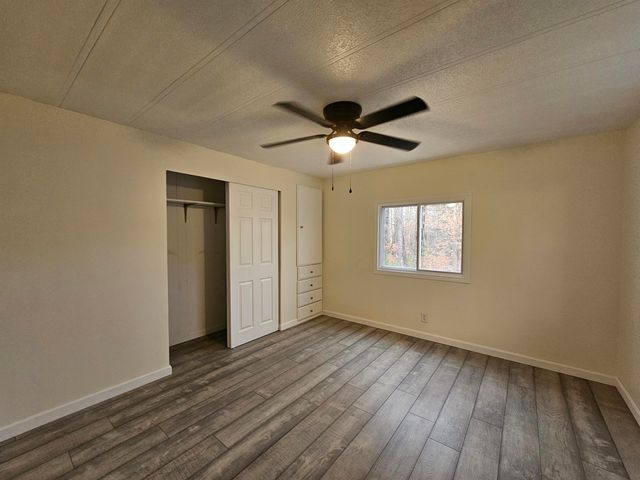 11 Gray Road, Barnstead, NH 03225