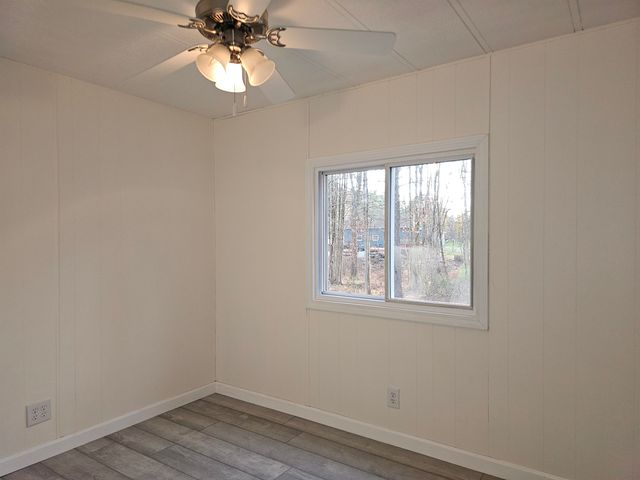 11 Gray Road, Barnstead, NH 03225