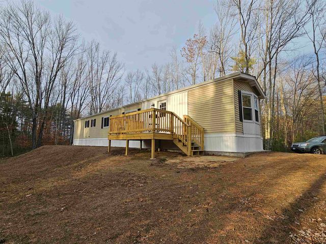 11 Gray Road, Barnstead, NH 03225