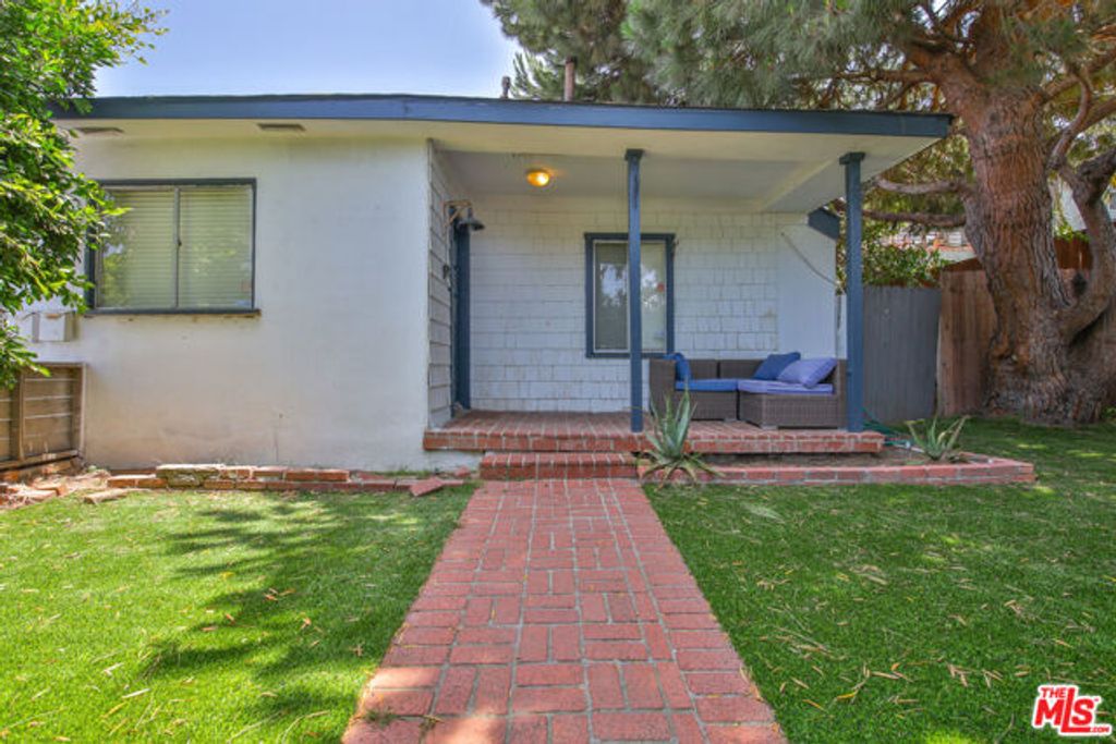 1817 17th Street, Santa Monica, CA 90404