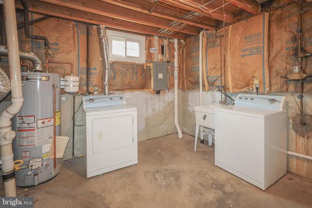 8812 ALLISTON HOLLOW WAY, Gaithersburg, MD 20879