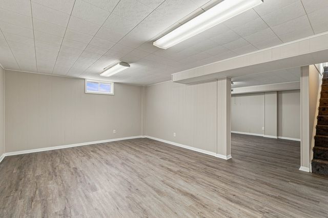 391 33rd Avenue Court, East Moline, IL 61244