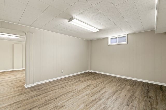 391 33rd Avenue Court, East Moline, IL 61244