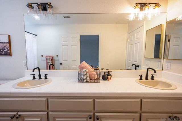 31189 Old River Road, Bonsall, CA 92003