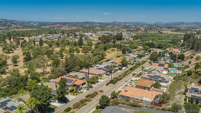 31189 Old River Road, Bonsall, CA 92003