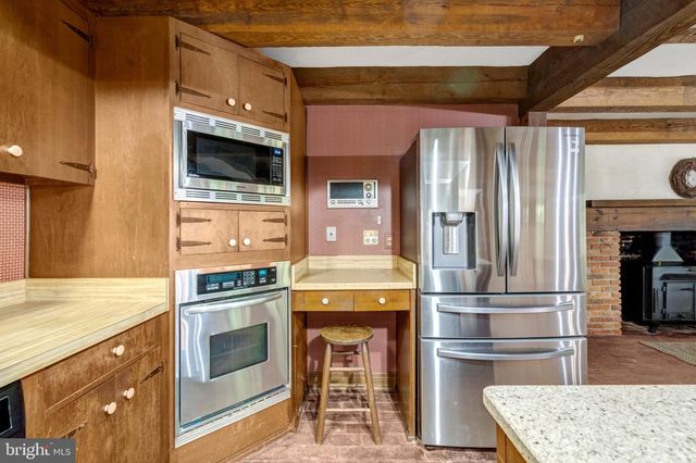 7430 CLIFTON RD, Clifton, VA 20124
