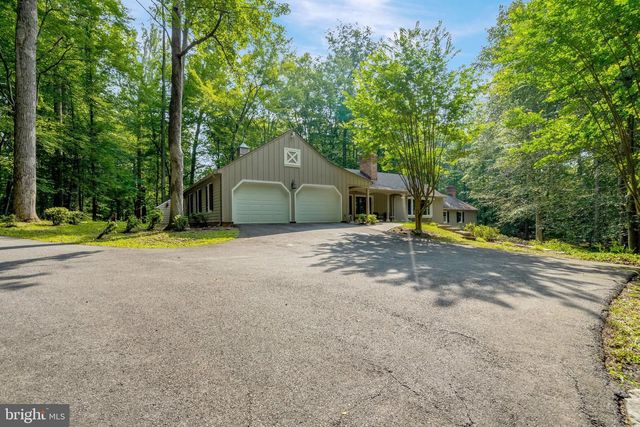 7430 CLIFTON RD, Clifton, VA 20124