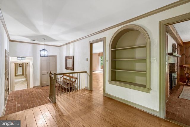 7430 CLIFTON RD, Clifton, VA 20124