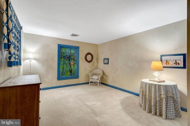 7430 CLIFTON RD, Clifton, VA 20124