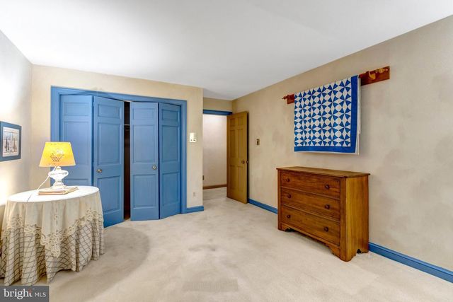 7430 CLIFTON RD, Clifton, VA 20124