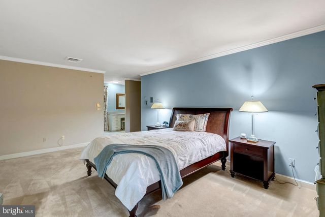 7430 CLIFTON RD, Clifton, VA 20124