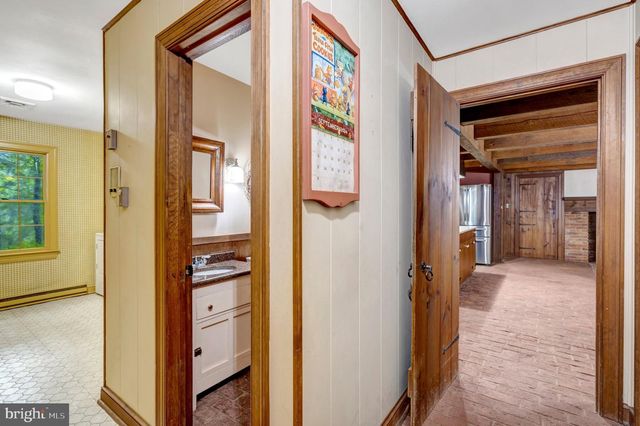 7430 CLIFTON RD, Clifton, VA 20124