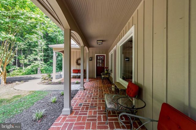 7430 CLIFTON RD, Clifton, VA 20124