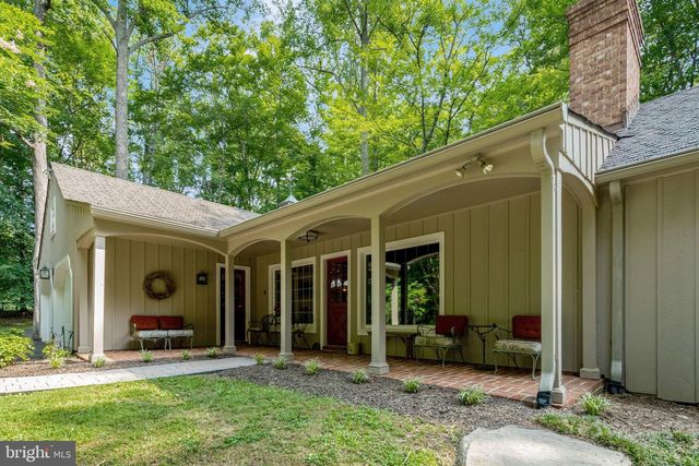 7430 CLIFTON RD, Clifton, VA 20124