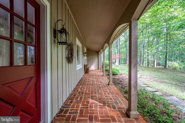 7430 CLIFTON RD, Clifton, VA 20124
