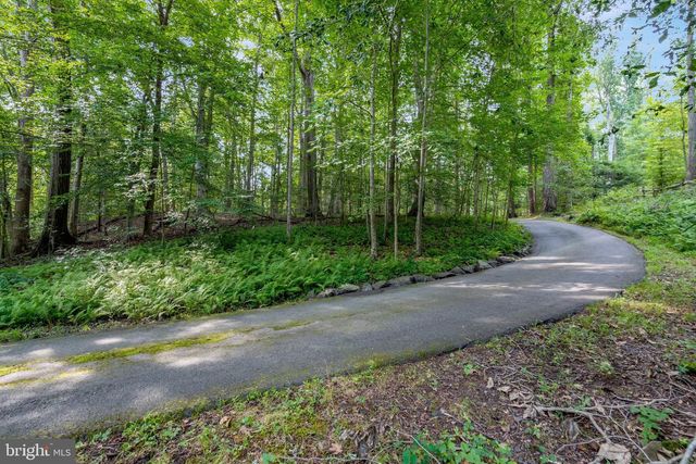 7430 CLIFTON RD, Clifton, VA 20124