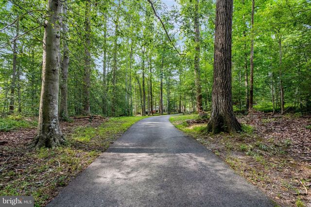 7430 CLIFTON RD, Clifton, VA 20124