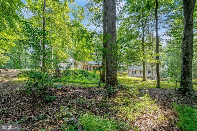 7430 CLIFTON RD, Clifton, VA 20124