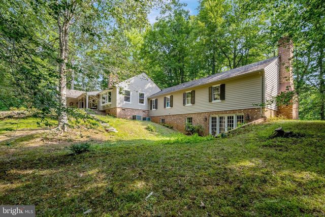 7430 CLIFTON RD, Clifton, VA 20124