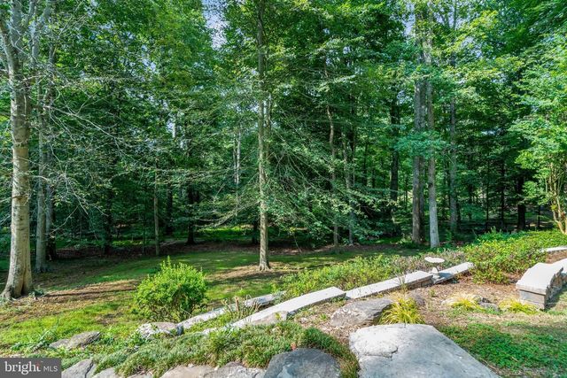 7430 CLIFTON RD, Clifton, VA 20124