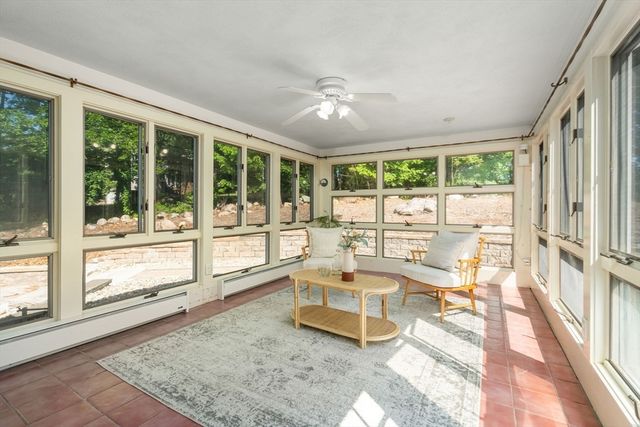 118 Newton St, Weston, MA 02493