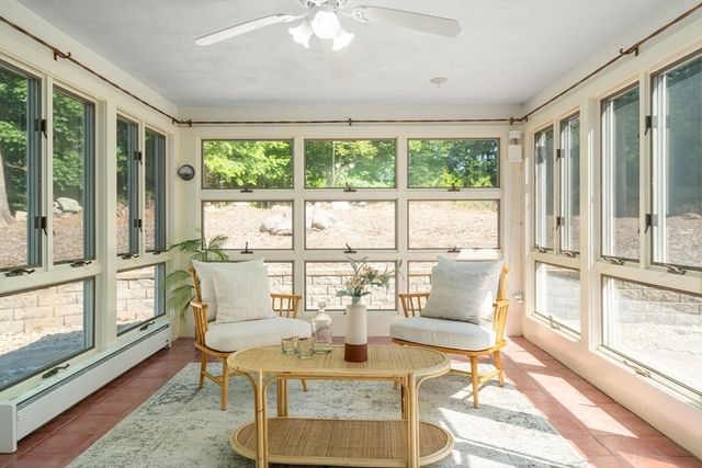 118 Newton St, Weston, MA 02493