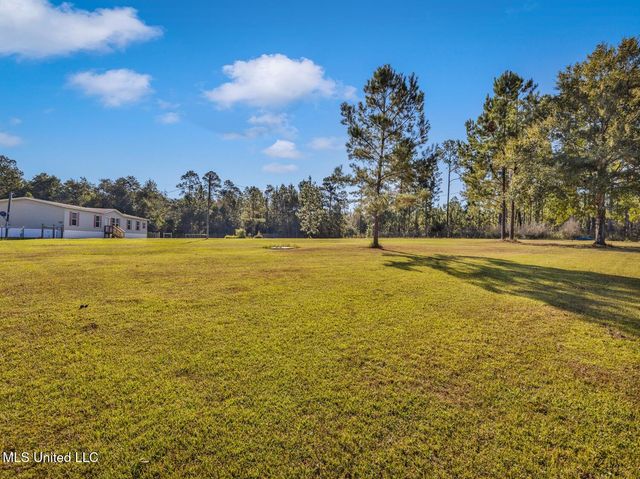 25002 Road 357, Kiln, MS 39556