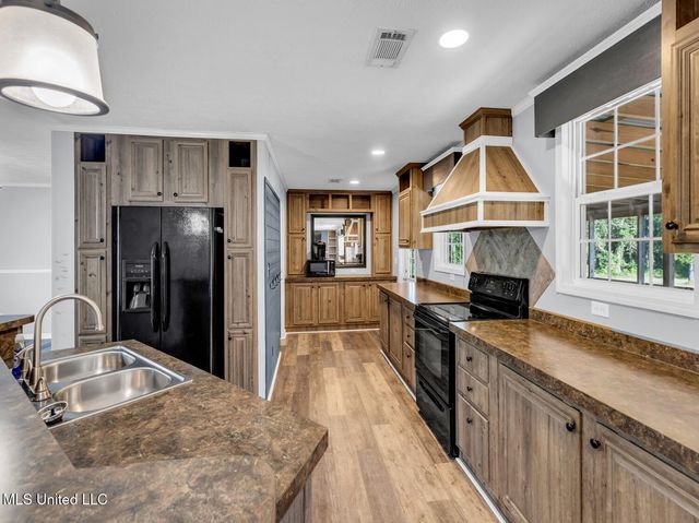 25002 Road 357, Kiln, MS 39556