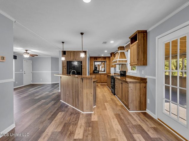 25002 Road 357, Kiln, MS 39556
