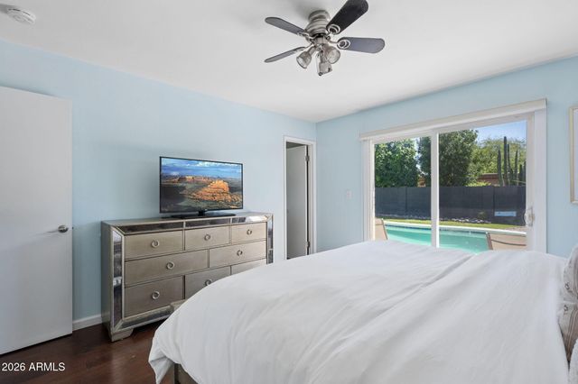 8319 E Bonnie Rose Avenue, Scottsdale, AZ 85250