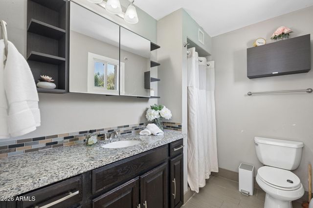 8319 E Bonnie Rose Avenue, Scottsdale, AZ 85250