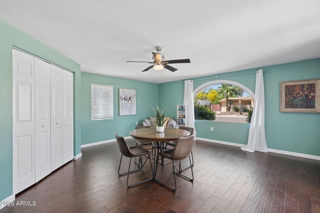 8319 E Bonnie Rose Avenue, Scottsdale, AZ 85250