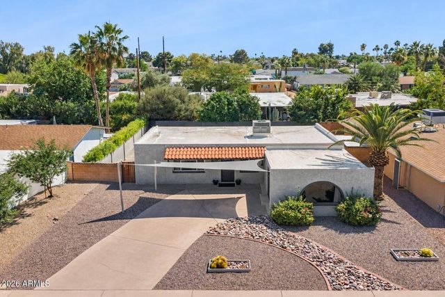 8319 E Bonnie Rose Avenue, Scottsdale, AZ 85250