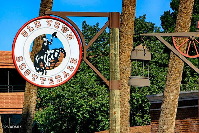 8319 E Bonnie Rose Avenue, Scottsdale, AZ 85250