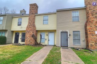 9451 Olde Village Court, Dallas, TX 75227