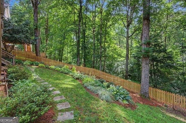 4802 Thornwood Drive, Acworth, GA 30102