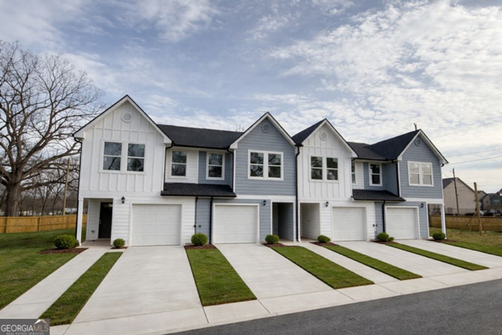 11600 E Lovejoy Road, Hampton, GA 30228