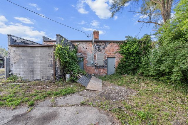 12735 W Chicago Street, Detroit, MI 48228