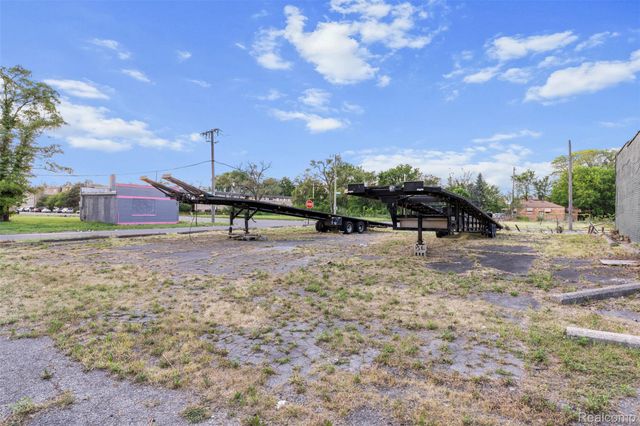 12735 W Chicago Street, Detroit, MI 48228