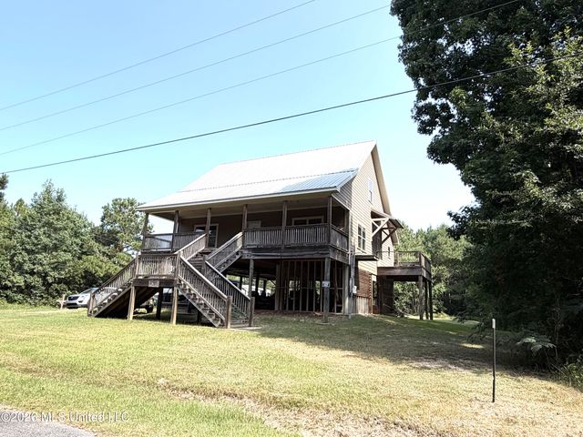 14990 Hummingbird Lane, Biloxi, MS 39532