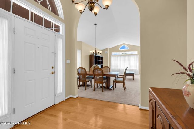 5 Bellagio Road, Manchester, NJ 08759